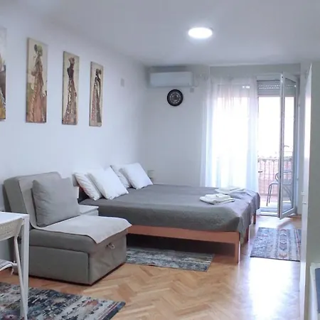 Apartment Ljiljana